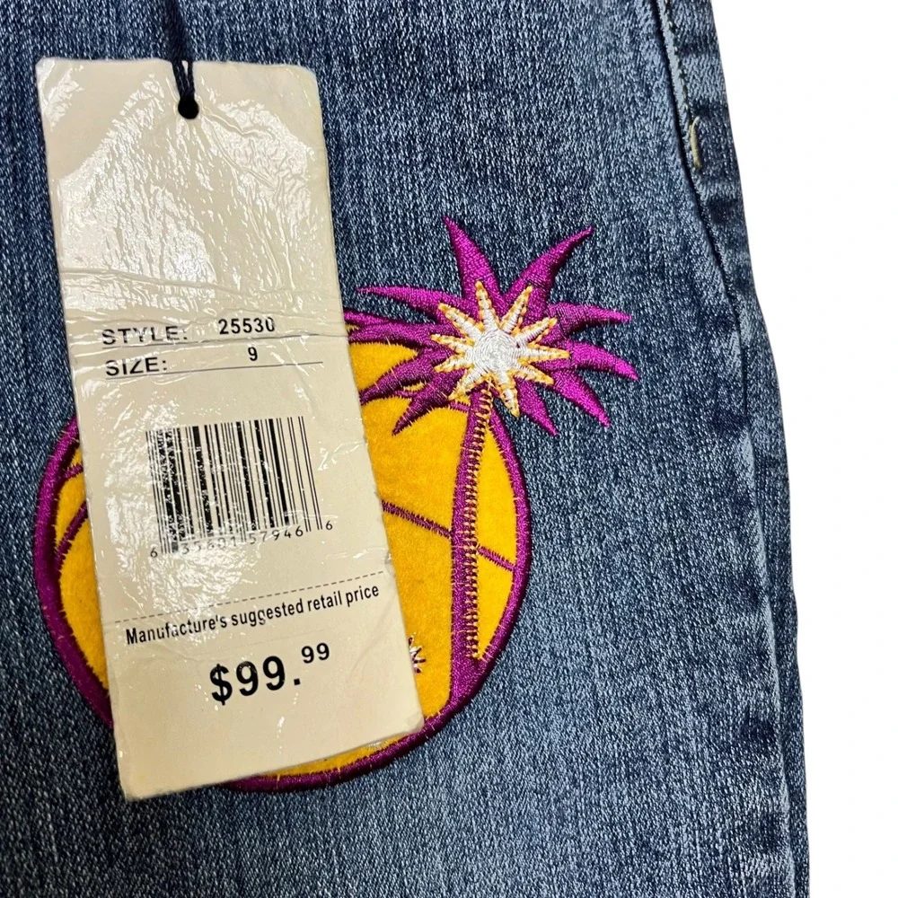 LE MORE Vintage 90's Size 9‎ Embroidered NBA Patch Flare Jeans Retro Y2K Style